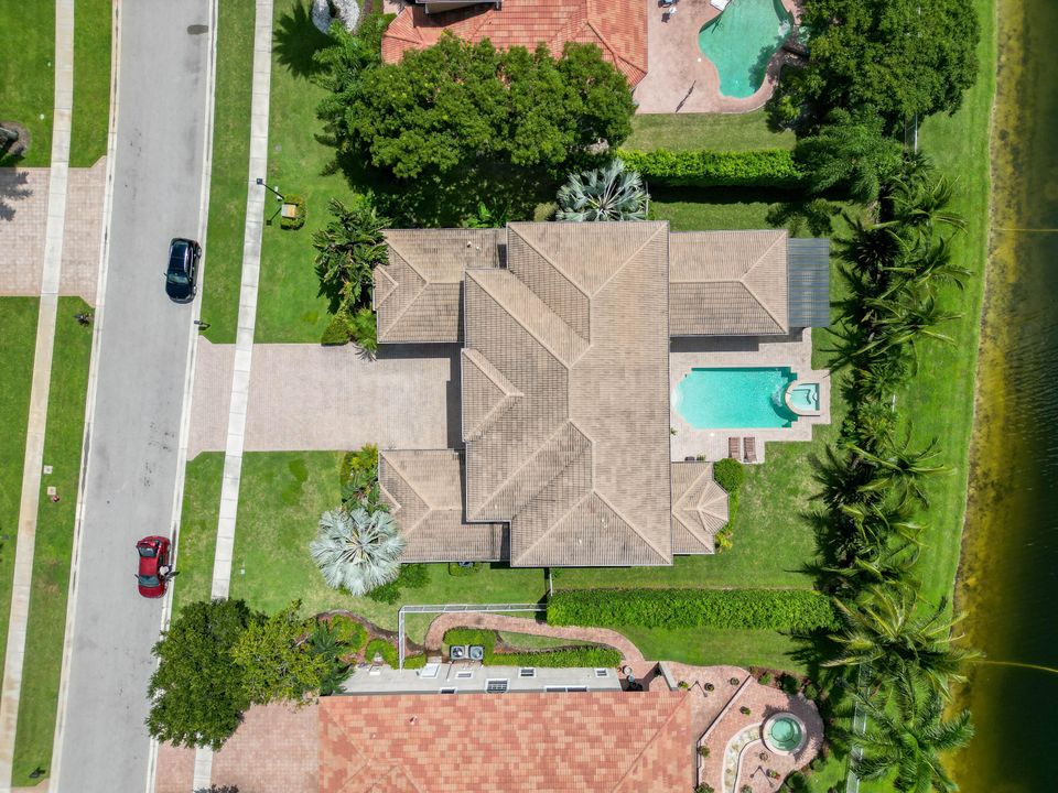 На продажу: $2,095,000 (5 спален, 5 ванн, 4879 Квадратных фут)