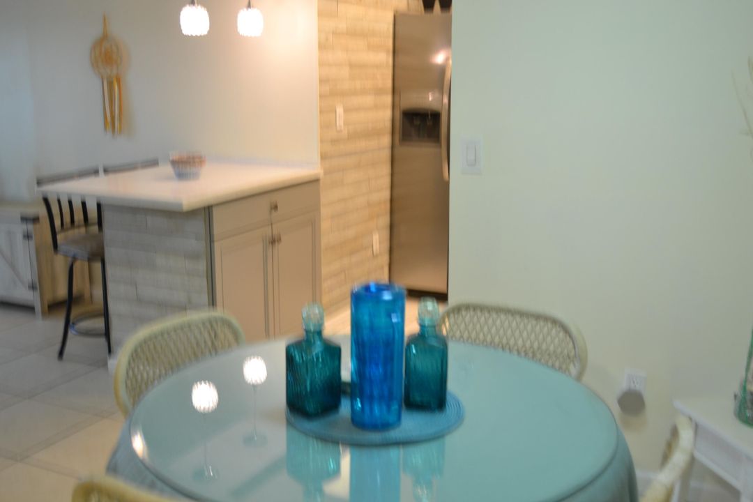 For Sale: $179,000 (2 beds, 2 baths, 875 Square Feet)