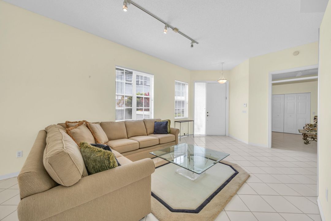 For Sale: $168,000 (3 beds, 2 baths, 1807 Square Feet)