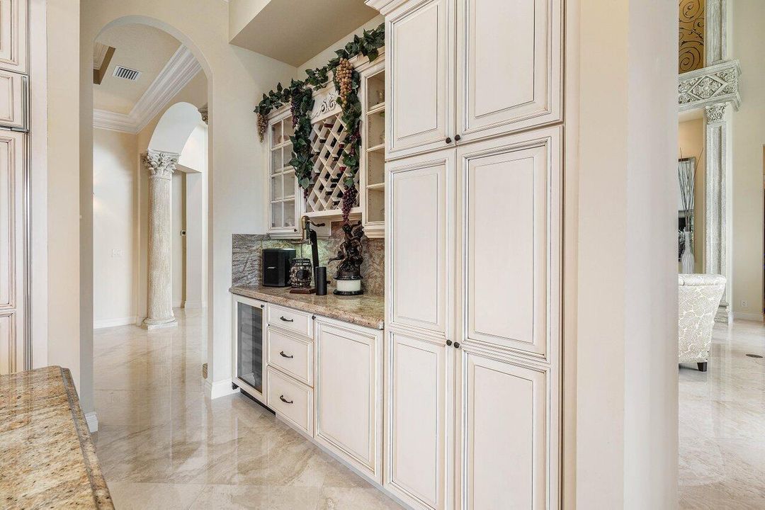 待售: $1,790,000 (4 贝兹, 4 浴室, 3914 平方英尺)