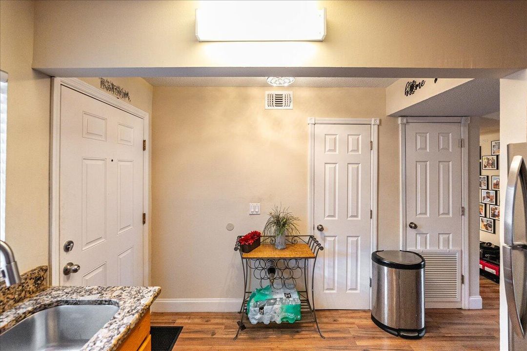 Activo con contrato: $125,000 (2 camas, 2 baños, 744 Pies cuadrados)