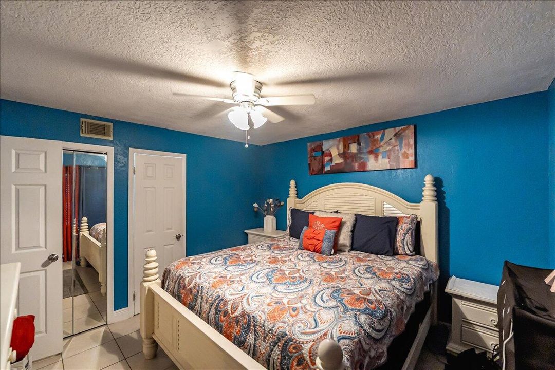 Activo con contrato: $125,000 (2 camas, 2 baños, 744 Pies cuadrados)