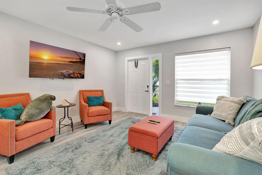 Под контрактом: $2,300 (2 спален, 1 ванн, 1013 Квадратных фут)