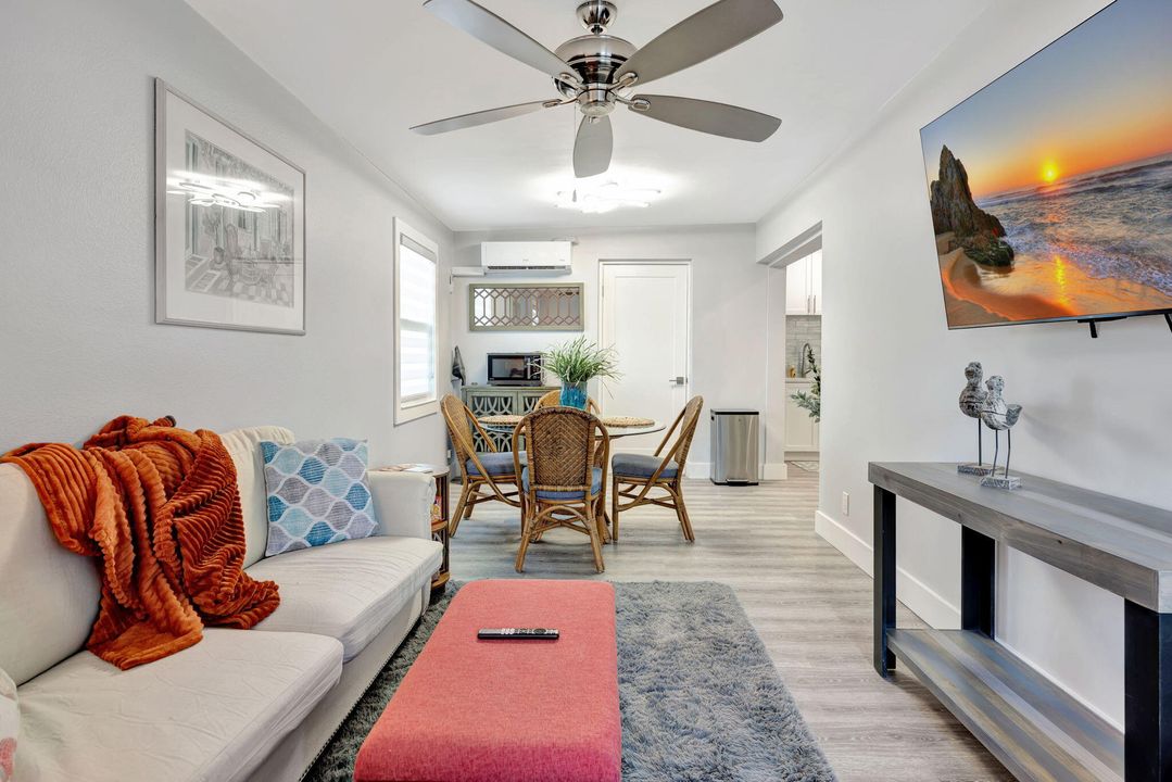 Под контрактом: $2,300 (2 спален, 1 ванн, 1013 Квадратных фут)