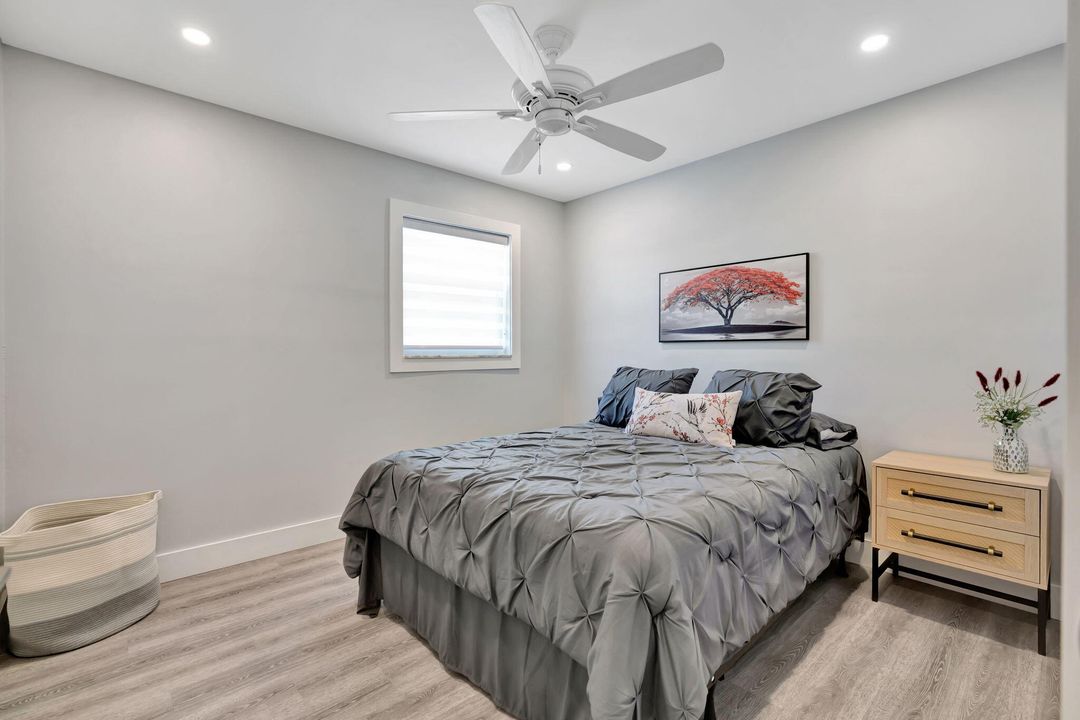 Под контрактом: $2,300 (2 спален, 1 ванн, 1013 Квадратных фут)