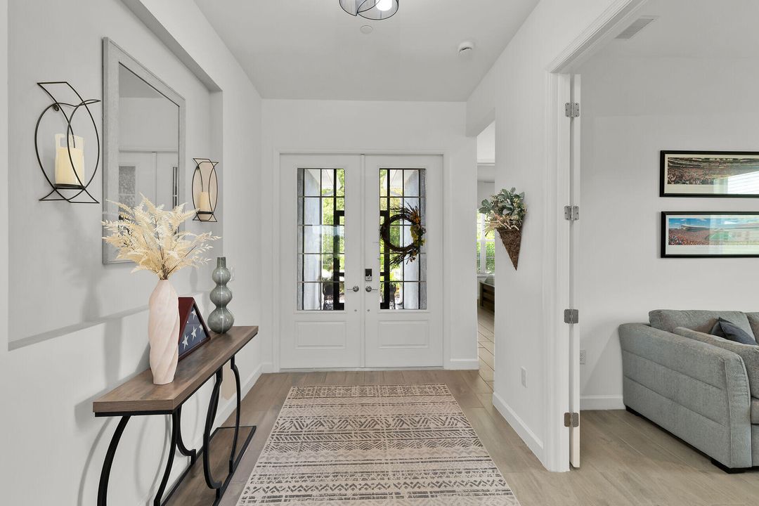 For Sale: $650,000 (3 beds, 3 baths, 2445 Square Feet)