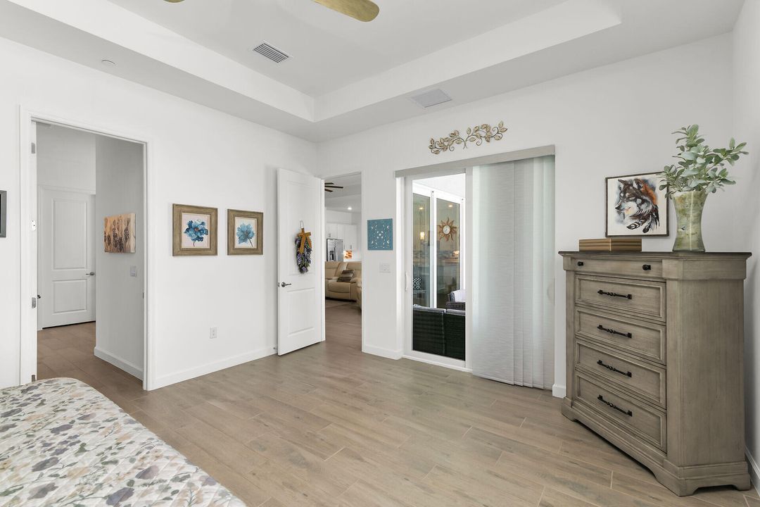 For Sale: $650,000 (3 beds, 3 baths, 2445 Square Feet)