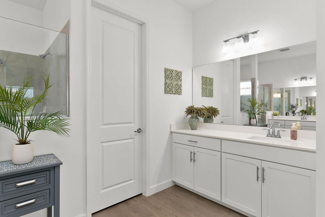 For Sale: $650,000 (3 beds, 3 baths, 2445 Square Feet)