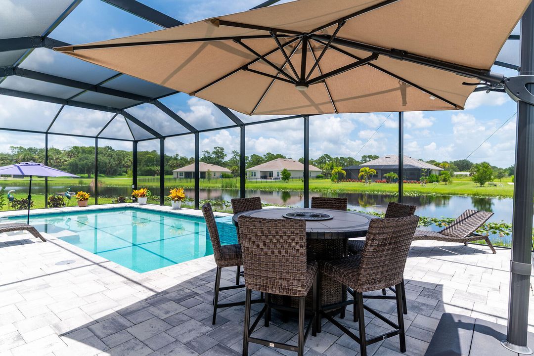 For Sale: $650,000 (3 beds, 3 baths, 2445 Square Feet)