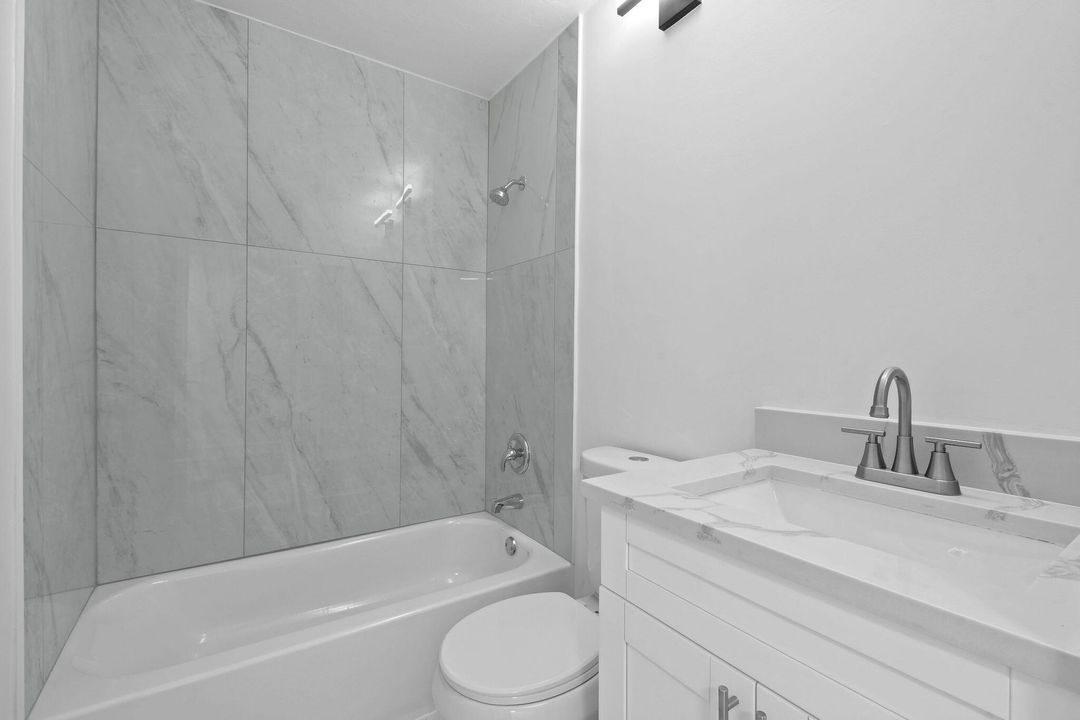 For Sale: $209,500 (1 beds, 1 baths, 502 Square Feet)