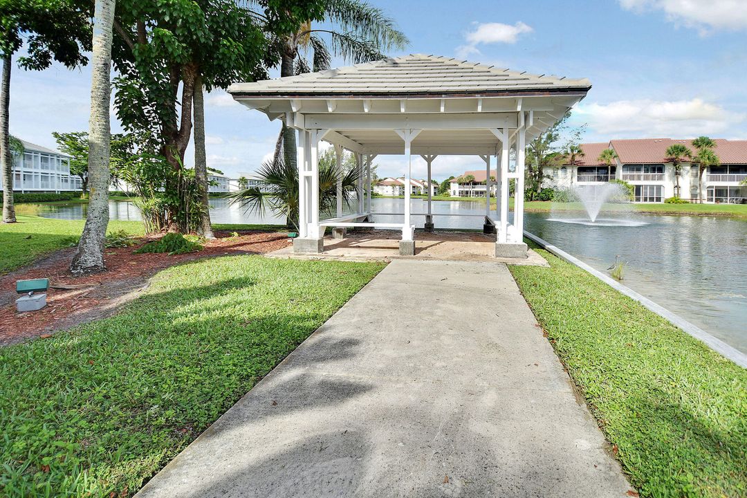 For Sale: $209,500 (1 beds, 1 baths, 502 Square Feet)