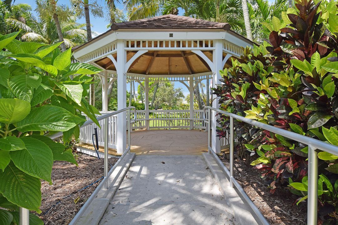 For Sale: $209,500 (1 beds, 1 baths, 502 Square Feet)