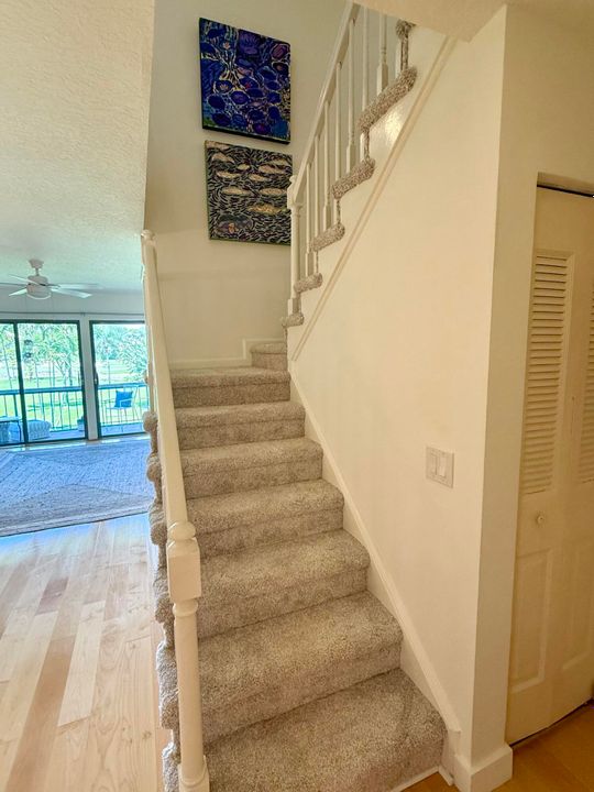 For Sale: $239,000 (2 beds, 2 baths, 1230 Square Feet)