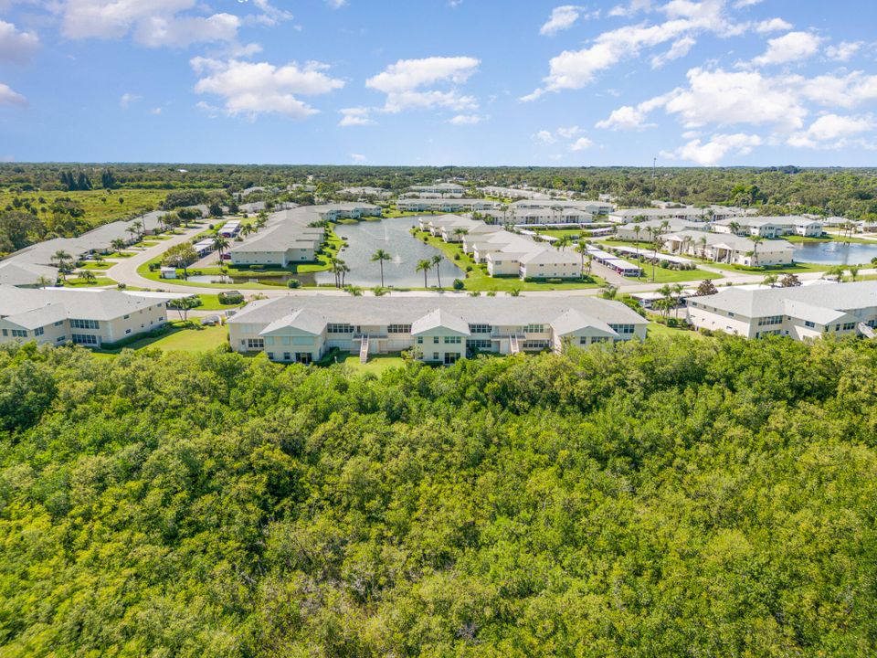 Active With Contract: $175,000 (2 beds, 2 baths, 1396 Square Feet)