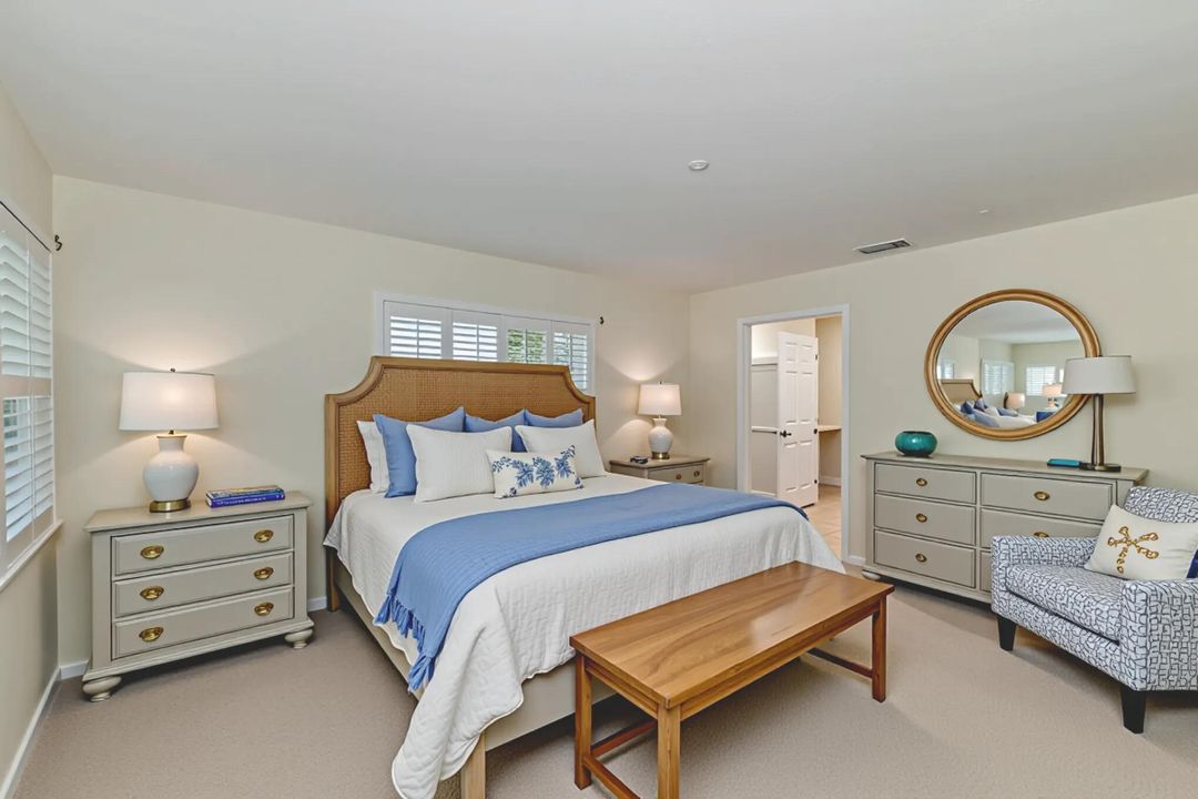 Active With Contract: $175,000 (2 beds, 2 baths, 1396 Square Feet)