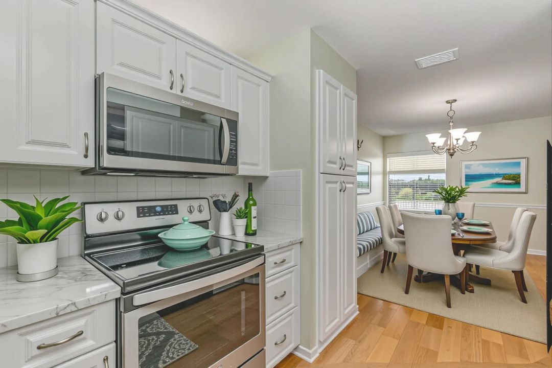 Active With Contract: $175,000 (2 beds, 2 baths, 1396 Square Feet)