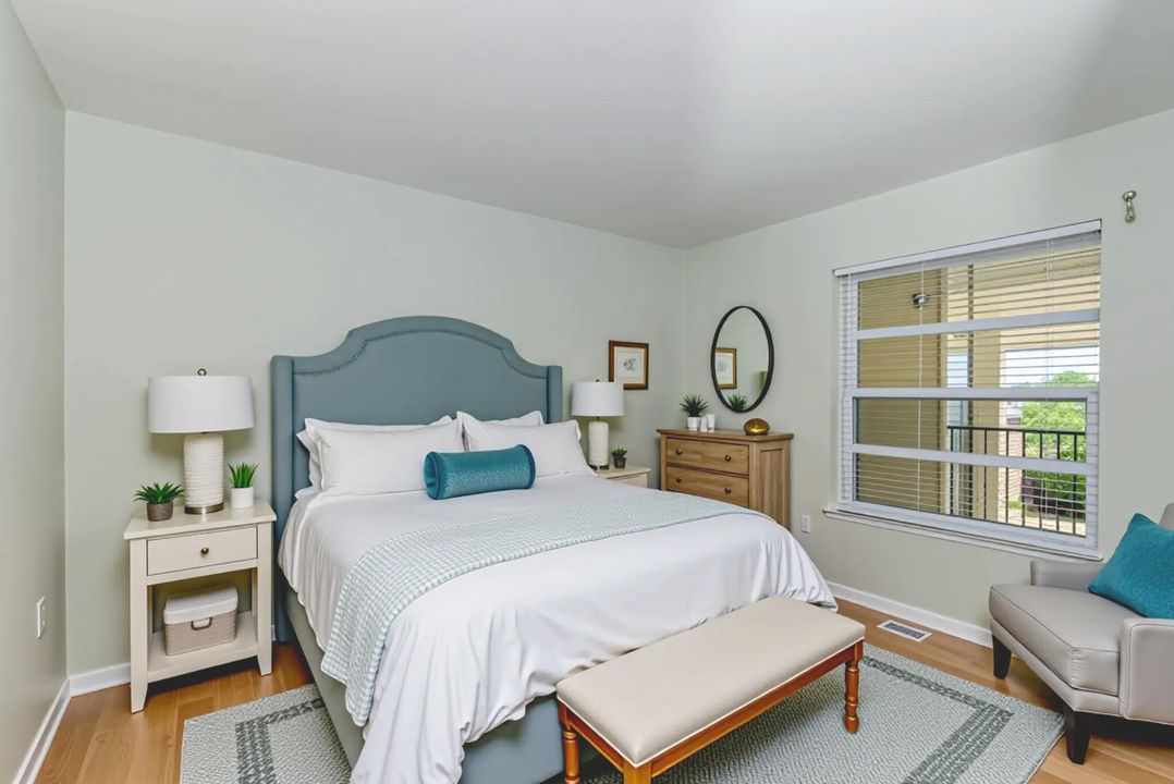 Active With Contract: $175,000 (2 beds, 2 baths, 1396 Square Feet)