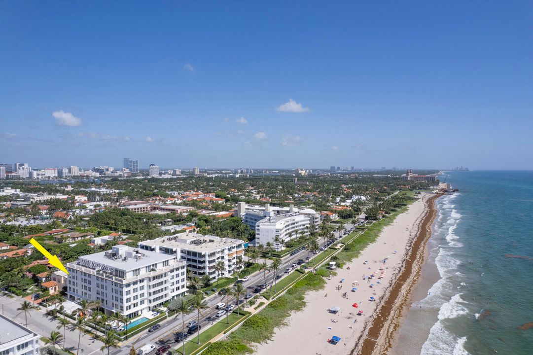Active With Contract: $3,400,000 (2 beds, 2 baths, 2076 Square Feet)