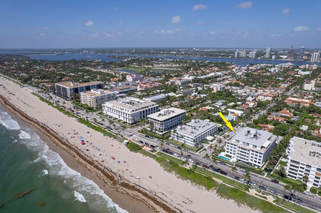 Active With Contract: $3,400,000 (2 beds, 2 baths, 2076 Square Feet)