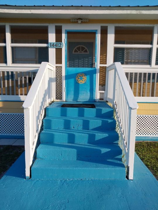 Activo con contrato: $298,000 (4 camas, 2 baños, 1152 Pies cuadrados)