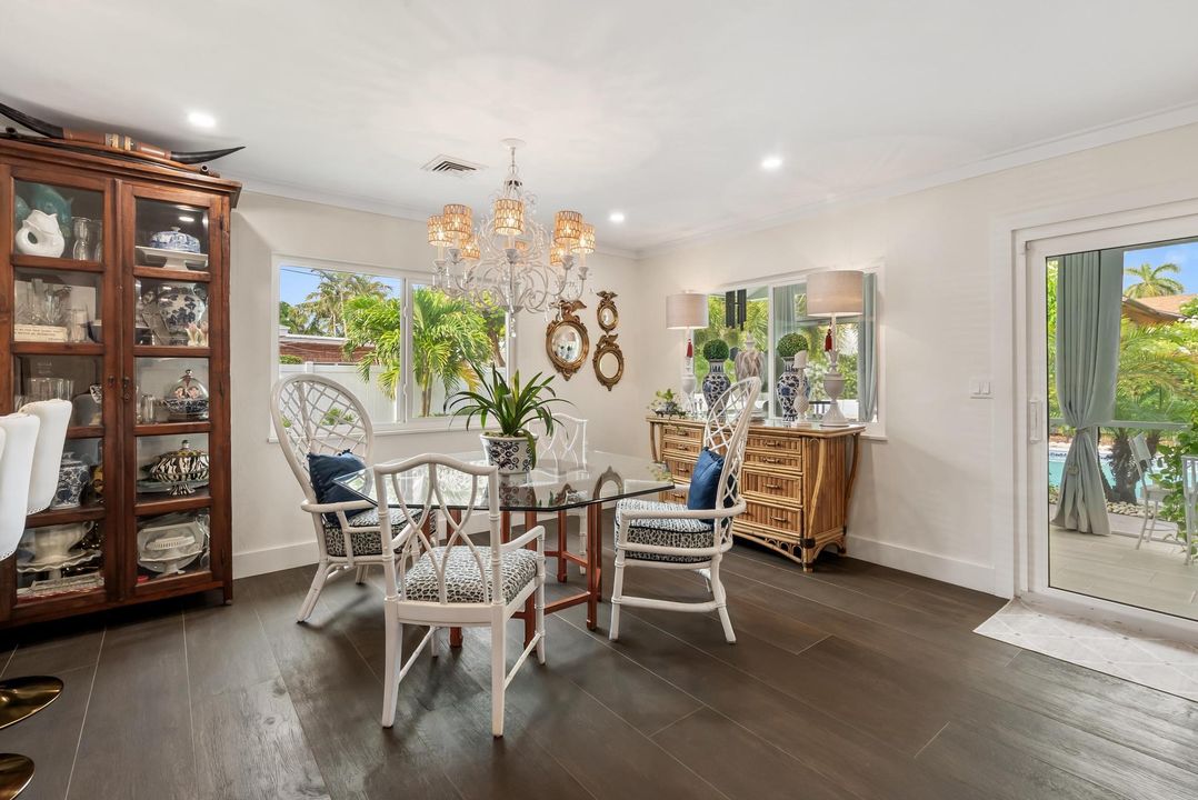 For Sale: $1,795,000 (3 beds, 3 baths, 1915 Square Feet)