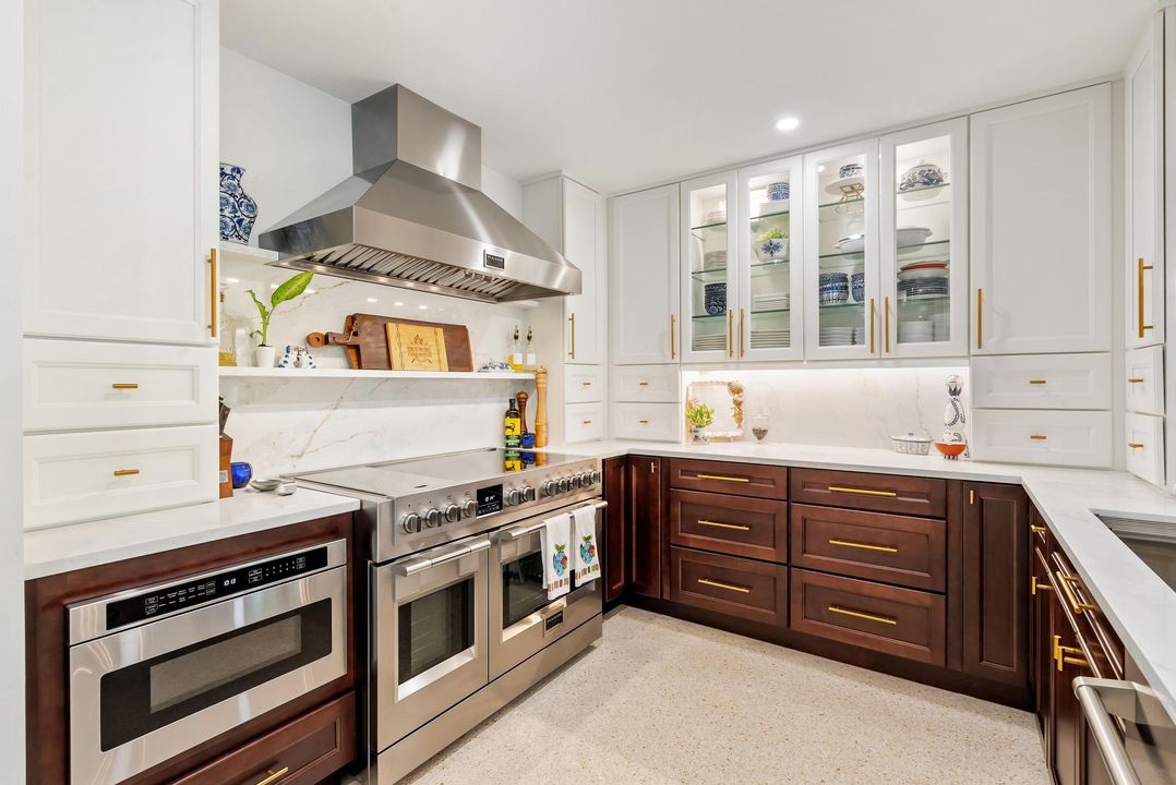 For Sale: $1,795,000 (3 beds, 3 baths, 1915 Square Feet)