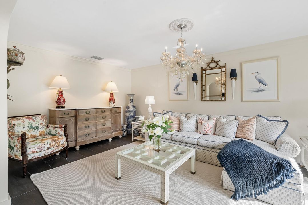 For Sale: $1,795,000 (3 beds, 3 baths, 1915 Square Feet)