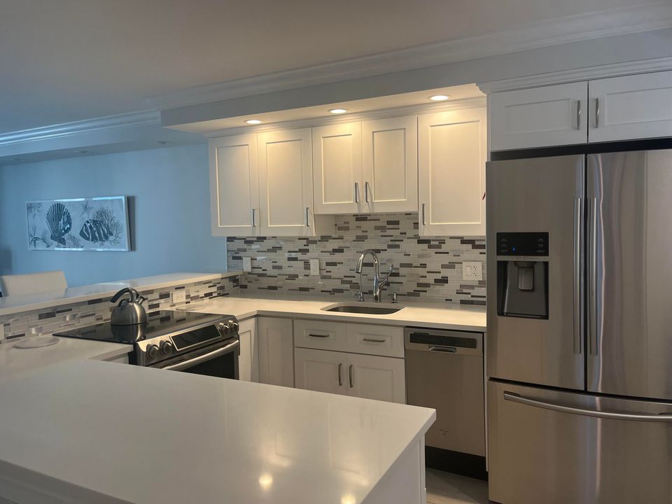 Activo con contrato: $4,000 (1 camas, 1 baños, 760 Pies cuadrados)