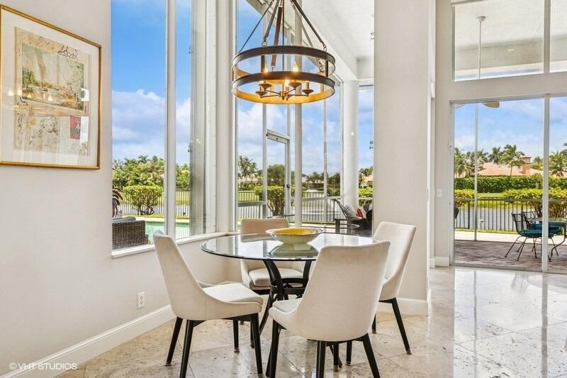 Active With Contract: $2,199,000 (4 beds, 4 baths, 4150 Square Feet)