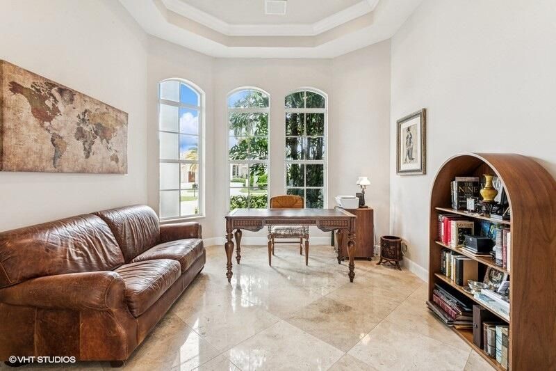 Active With Contract: $2,199,000 (4 beds, 4 baths, 4150 Square Feet)