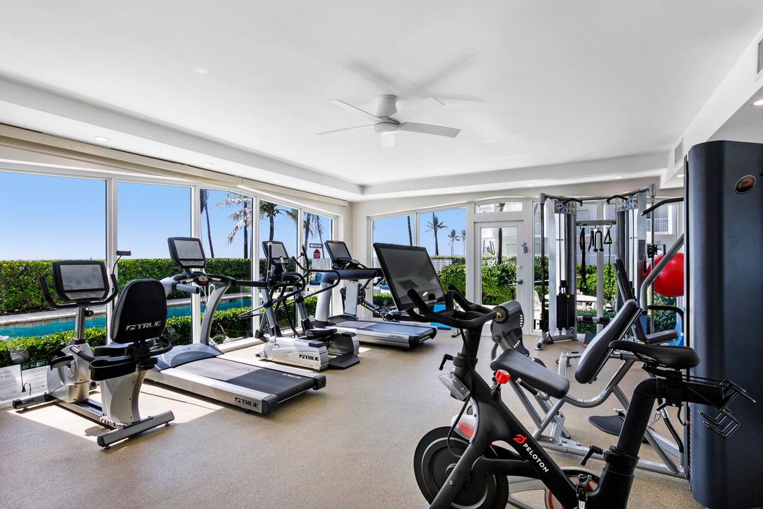 Active With Contract: $3,400,000 (2 beds, 2 baths, 2076 Square Feet)