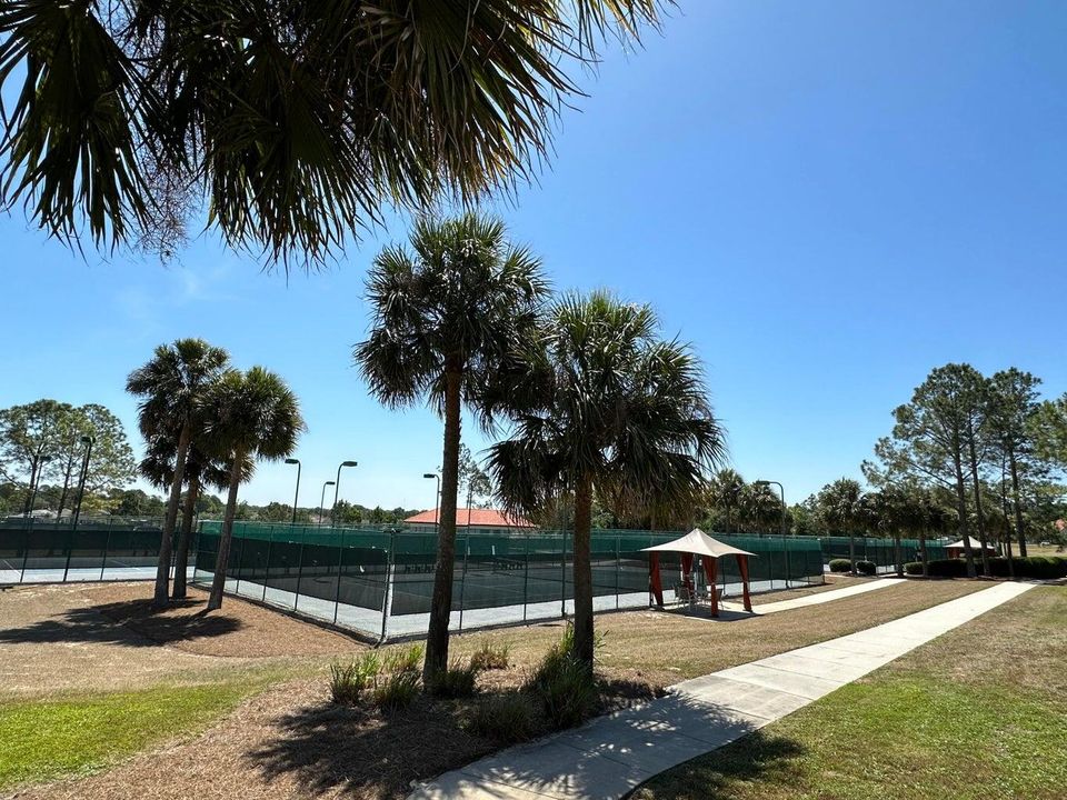 Active With Contract: $134,800 (2 beds, 2 baths, 1369 Square Feet)