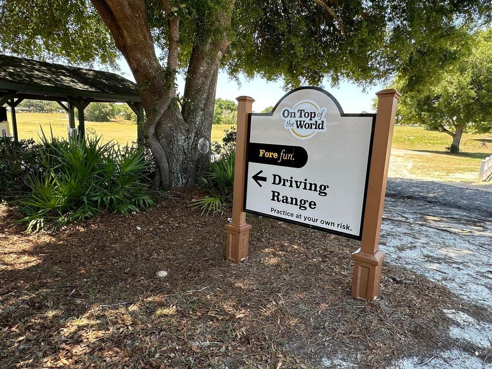 Active With Contract: $134,800 (2 beds, 2 baths, 1369 Square Feet)