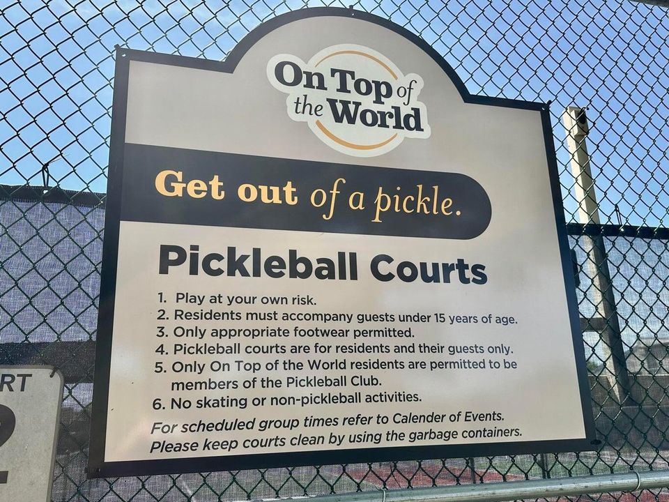 Active With Contract: $134,800 (2 beds, 2 baths, 1369 Square Feet)