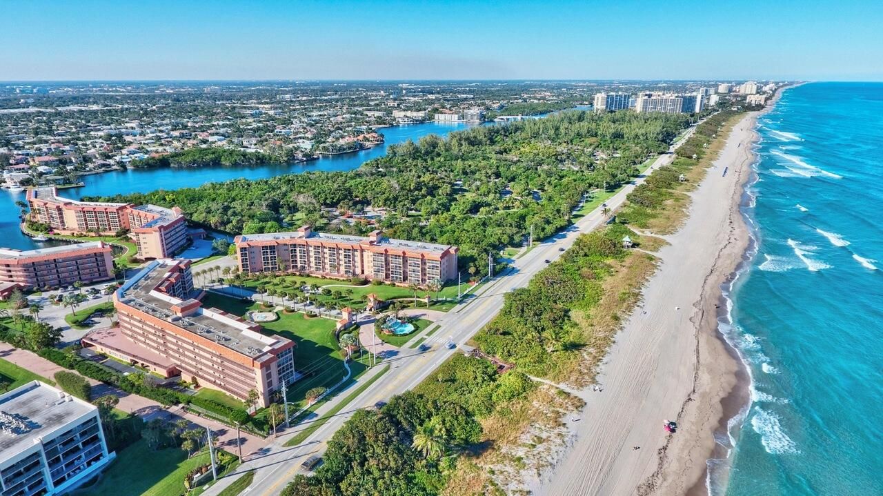 合同活跃: $7,500 (3 贝兹, 2 浴室, 1633 平方英尺)