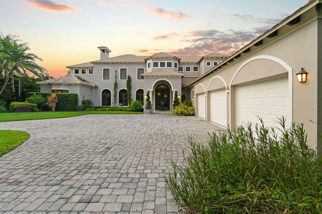 Active With Contract: $2,950,000 (4 beds, 5 baths, 5540 Square Feet)