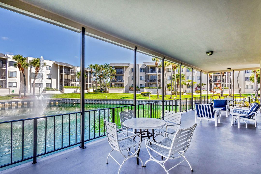 Active With Contract: $3,200 (1 beds, 2 baths, 1537 Square Feet)