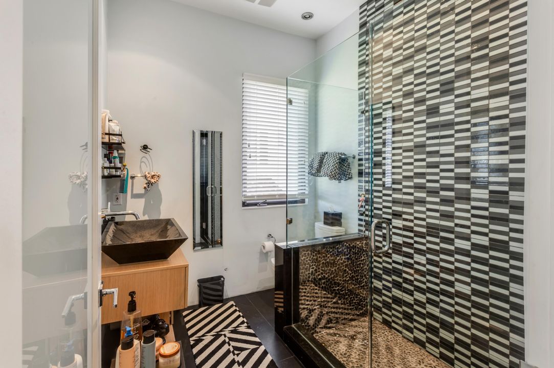 En Venta: $14,995,000 (6 camas, 8 baños, 5550 Pies cuadrados)