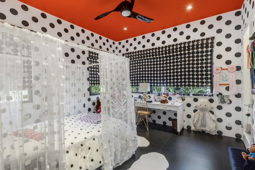 En Venta: $14,995,000 (6 camas, 8 baños, 5550 Pies cuadrados)