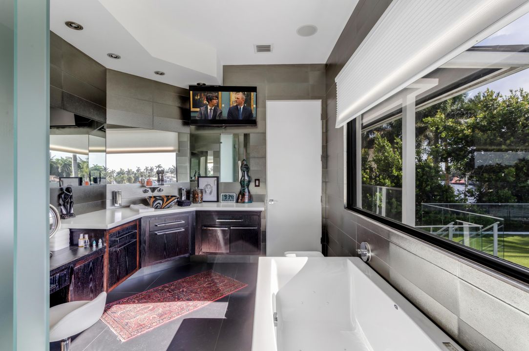 En Venta: $14,995,000 (6 camas, 8 baños, 5550 Pies cuadrados)