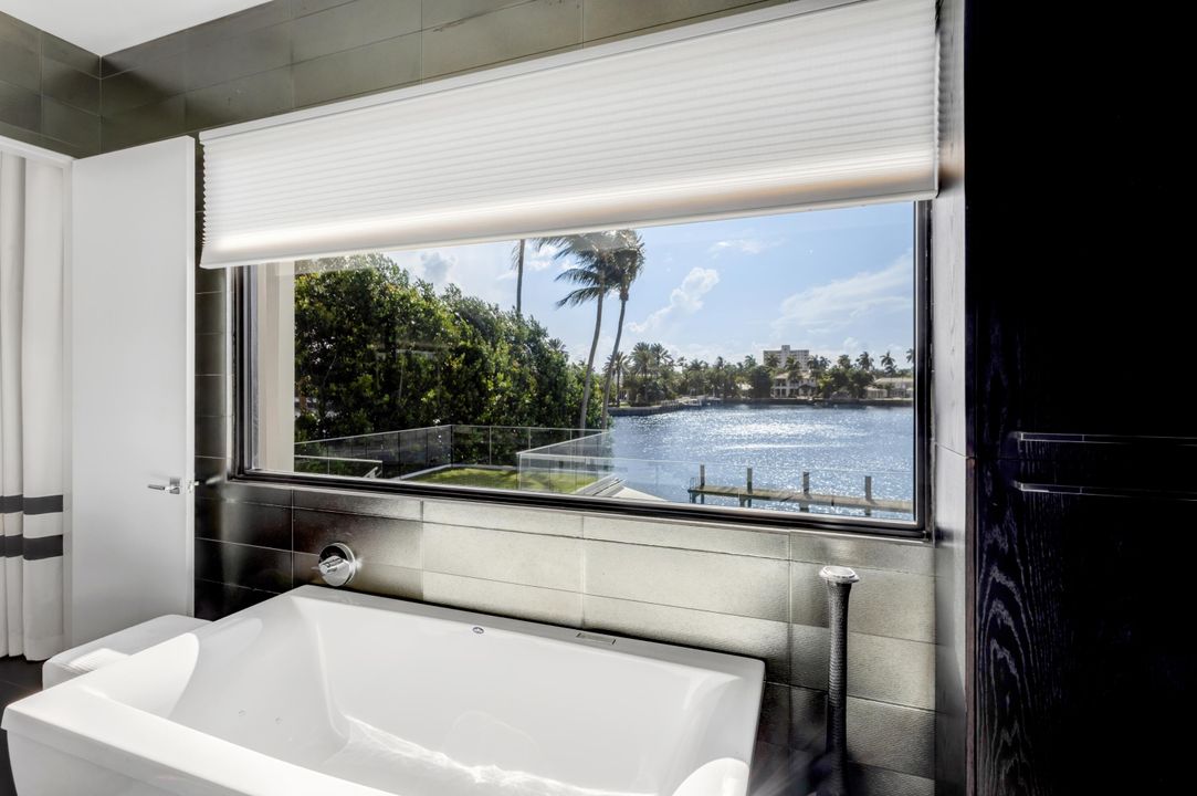 En Venta: $14,995,000 (6 camas, 8 baños, 5550 Pies cuadrados)