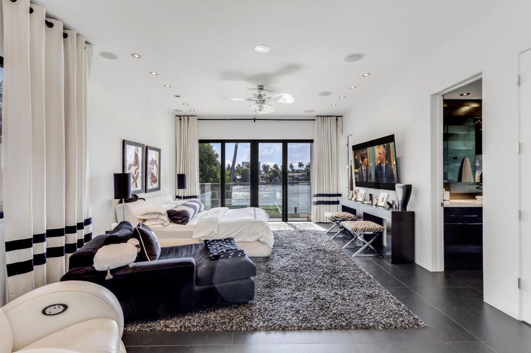 En Venta: $14,995,000 (6 camas, 8 baños, 5550 Pies cuadrados)