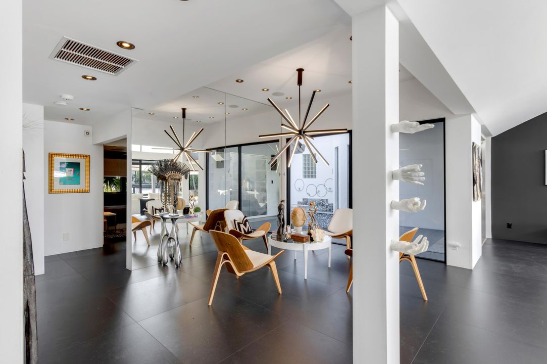 En Venta: $14,995,000 (6 camas, 8 baños, 5550 Pies cuadrados)