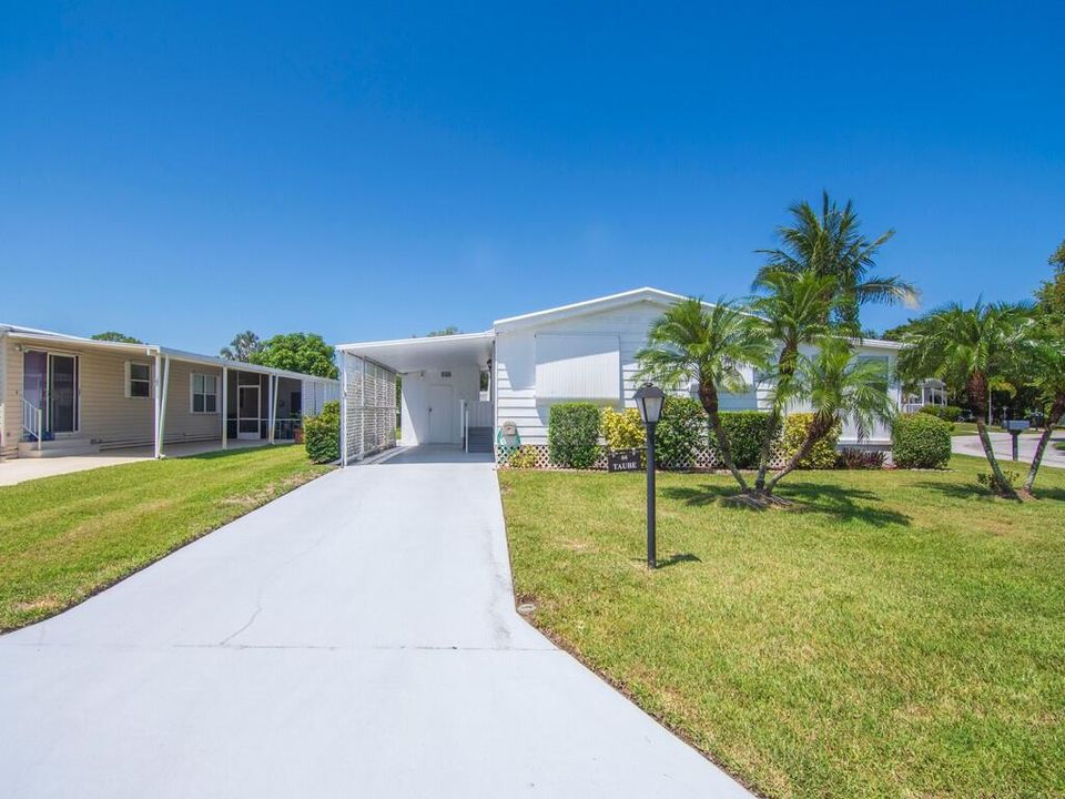 For Sale: $74,900 (2 beds, 2 baths, 1376 Square Feet)