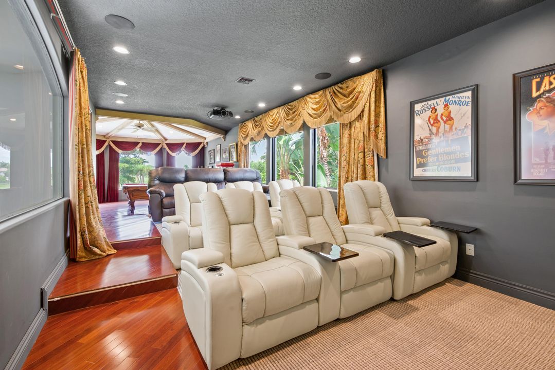 For Sale: $5,975,000 (5 beds, 7 baths, 7116 Square Feet)