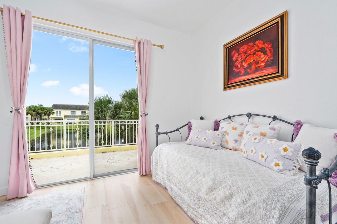 待售: $559,000 (3 贝兹, 2 浴室, 2360 平方英尺)