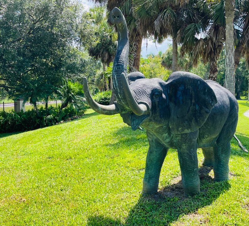 For Sale: $650,000 (3 beds, 3 baths, 2445 Square Feet)