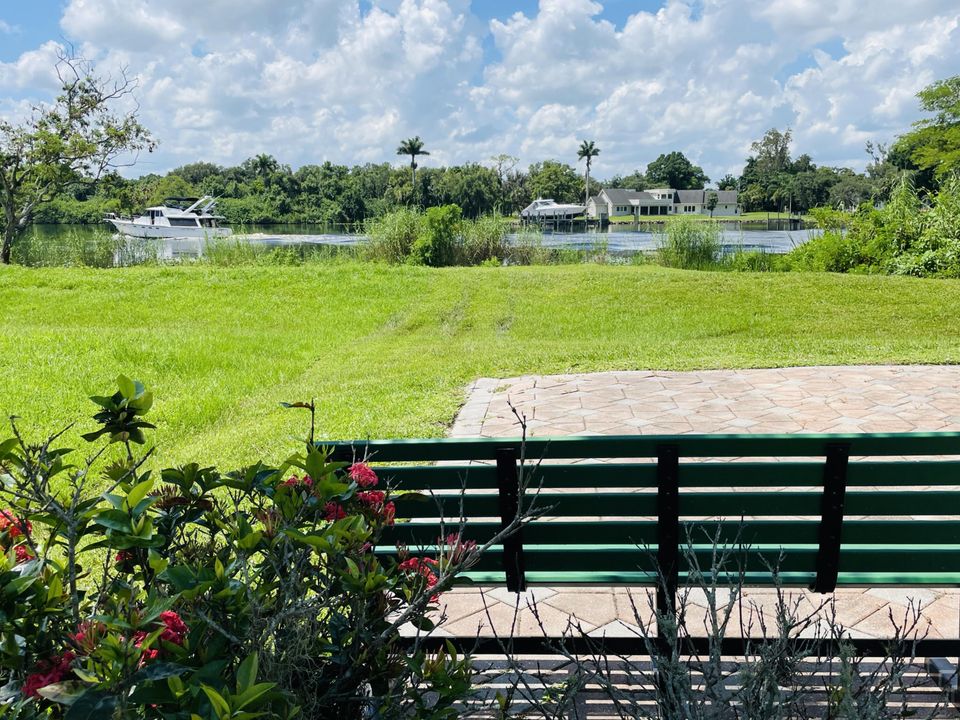 For Sale: $650,000 (3 beds, 3 baths, 2445 Square Feet)