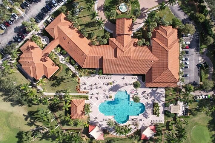 待售: $499,000 (3 贝兹, 2 浴室, 2426 平方英尺)