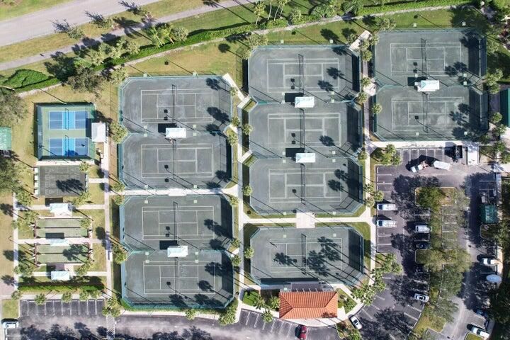 待售: $499,000 (3 贝兹, 2 浴室, 2426 平方英尺)